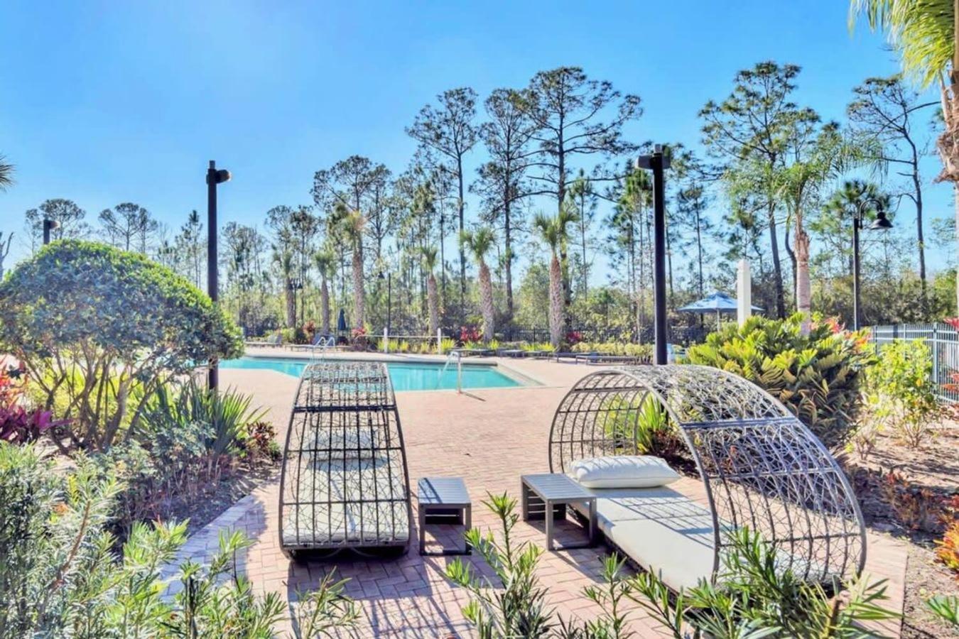 Modern 2Br Condo - Hot Tub And Pool - Near Disney Orlando Buitenkant foto