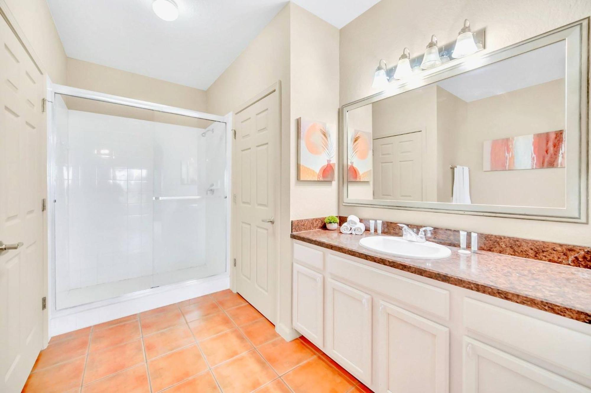 Modern 2Br Condo - Hot Tub And Pool - Near Disney Orlando Buitenkant foto