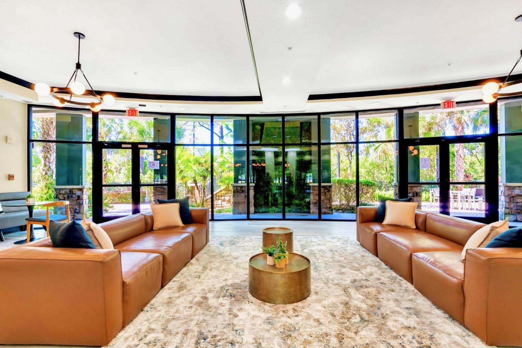 Modern 2Br Condo - Hot Tub And Pool - Near Disney Orlando Buitenkant foto